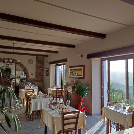 Ristorante Albergo 'L Bunet Cortemilia Eksteriør bilde