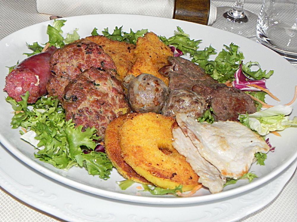 Ristorante Albergo 'L Bunet Cortemilia Eksteriør bilde
